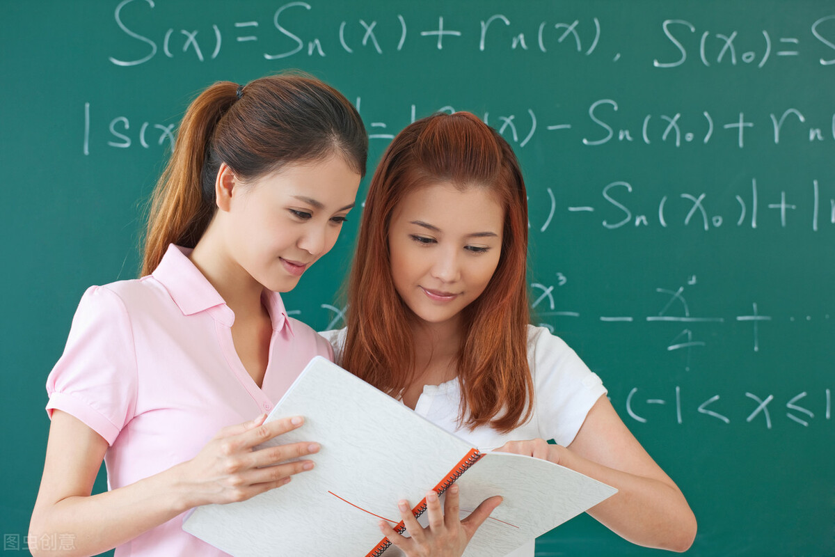 我的高中生活作文600字(满分作文带评语):记.念-电子课本网 我的高中生活作文600字(满分作文带评语):记.念