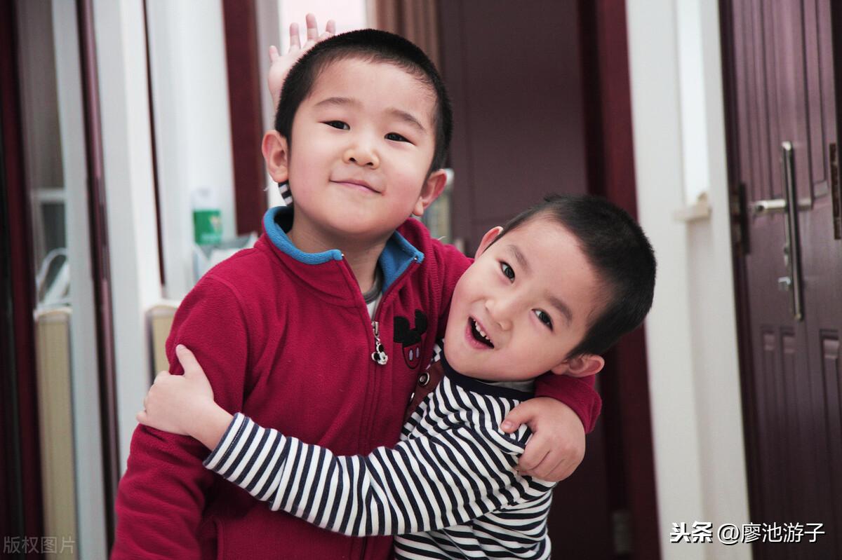 争论作文800字优秀习作初中习作《争论》-电子课本网 争论作文800字优秀习作初中习作《争论》